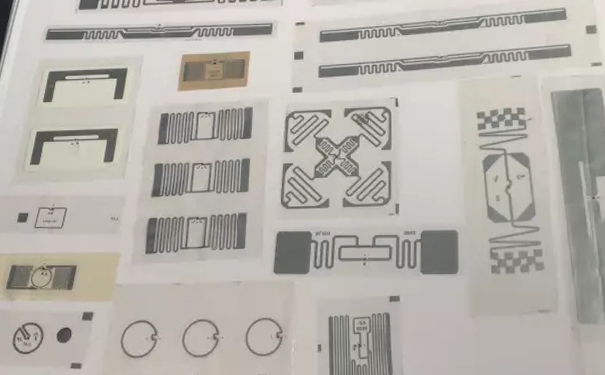 1543473457736595.jpg rfid電子標(biāo)簽芯片比例.jpg